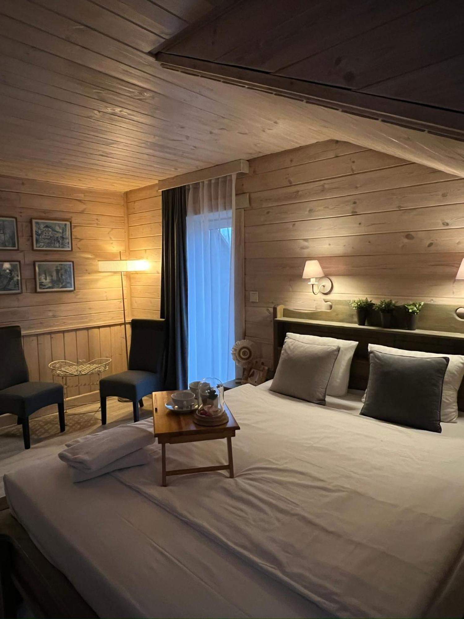 Agate Hotel Ozolnieki Zewnętrze zdjęcie
