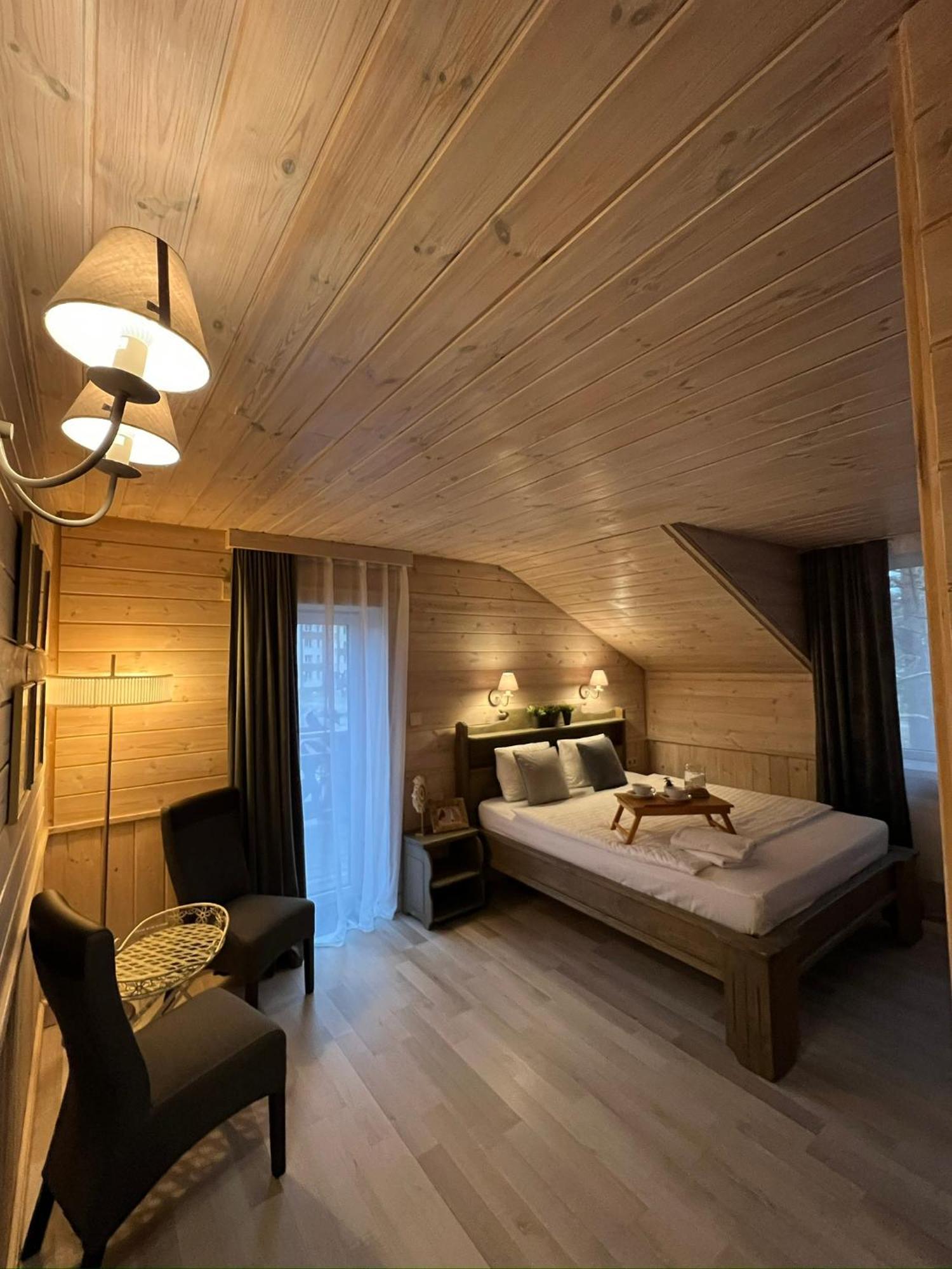 Agate Hotel Ozolnieki Zewnętrze zdjęcie