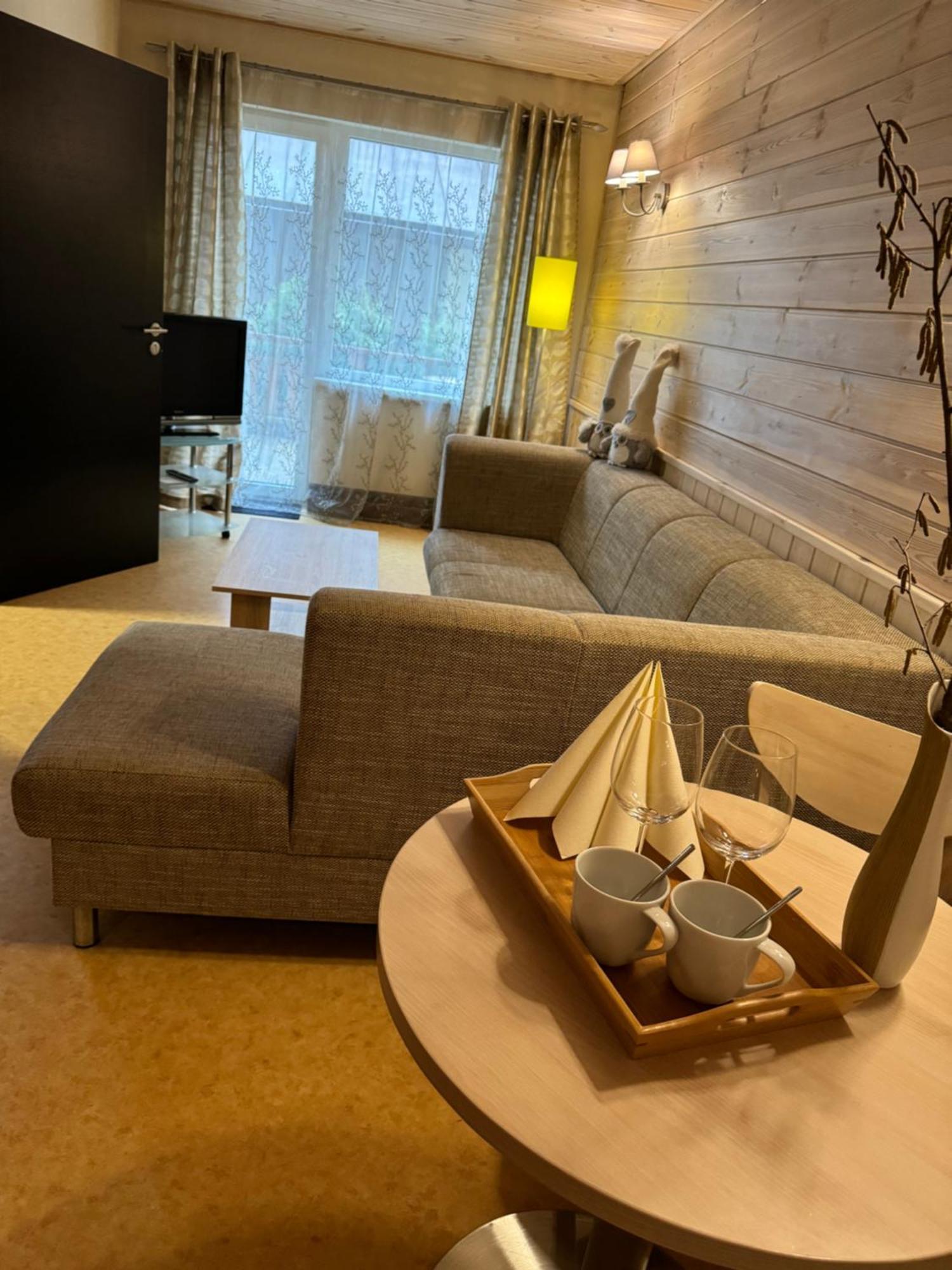 Agate Hotel Ozolnieki Zewnętrze zdjęcie